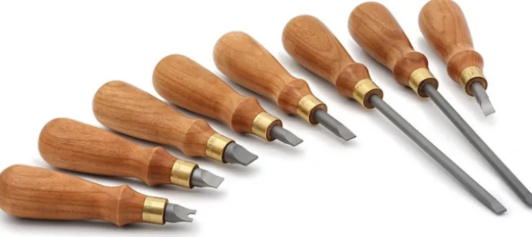 Lie-Nielsen Screwdrivers with Cherry Handles