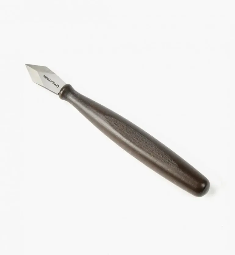 Striking Knife