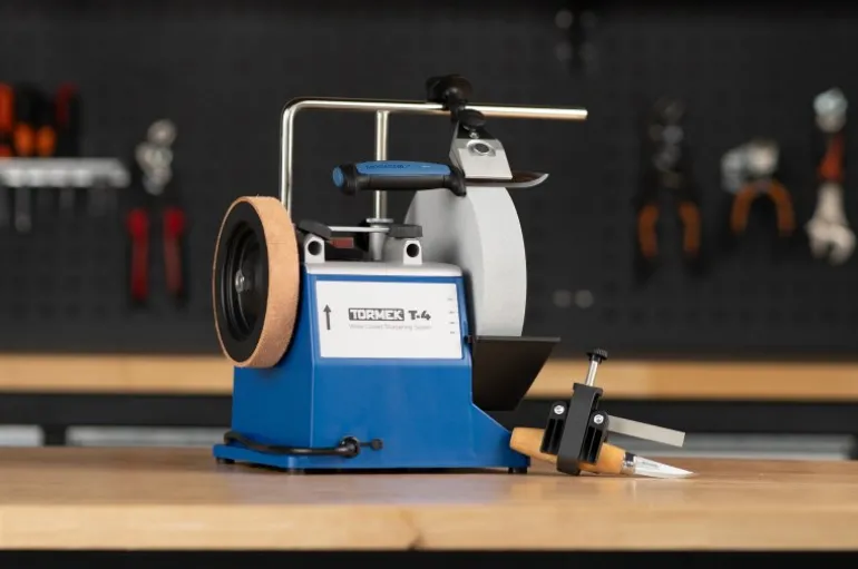 Tormek T-4 Sharpening System + KJ-45 and SVM-00 for free